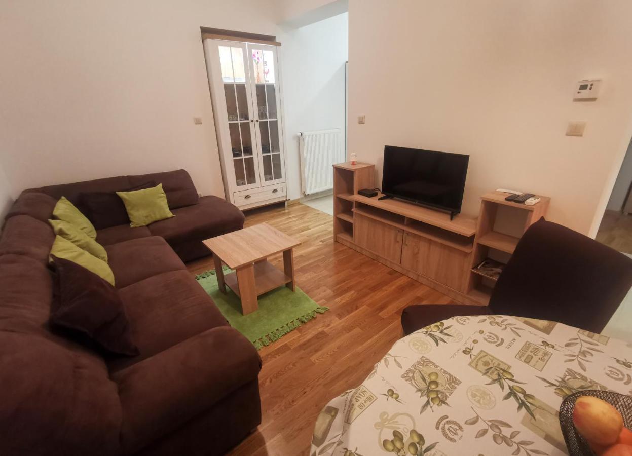 Zagreb Creative Apartments App 5 ภายนอก รูปภาพ